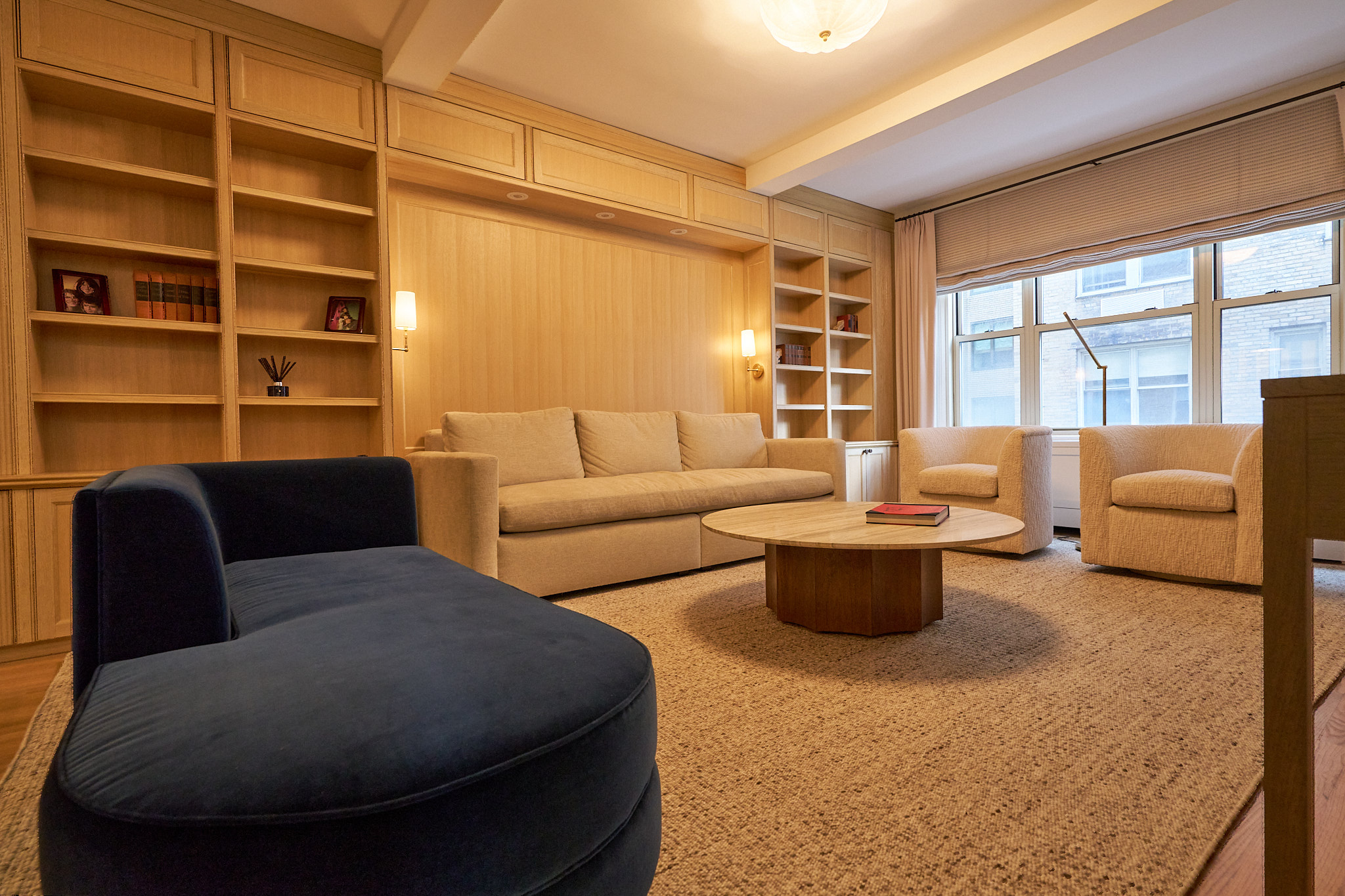 60 Gramercy 9G - Image 1